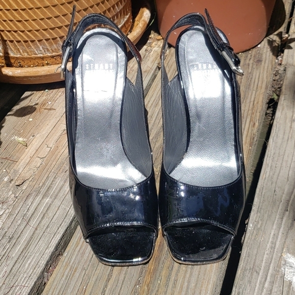 Stuart Weitzman Black Patent Sling-back Heels 7 - Picture 3 of 8